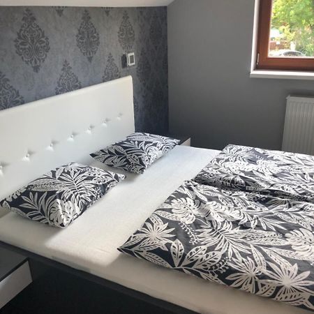 Tardosi Vendeghaz Hotel Miskolc Ngoại thất bức ảnh