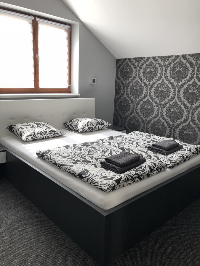 Tardosi Vendeghaz Hotel Miskolc Ngoại thất bức ảnh