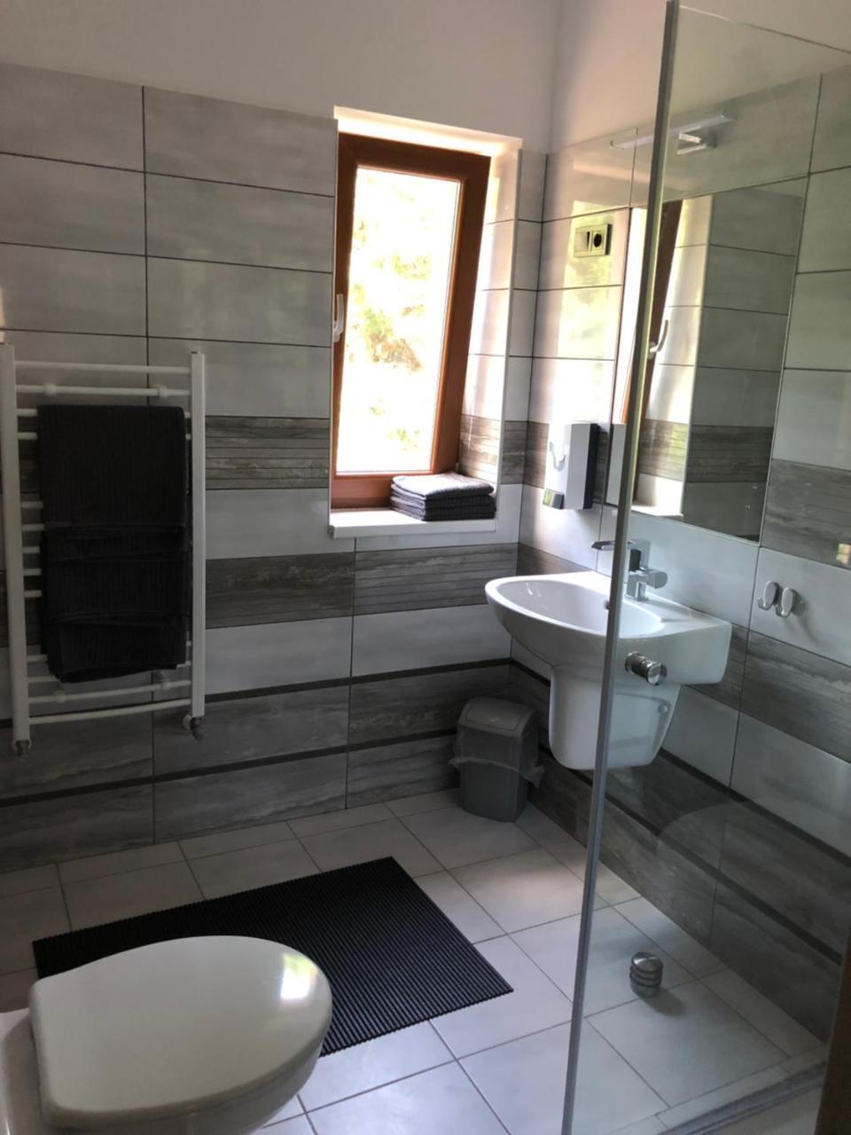 Tardosi Vendeghaz Hotel Miskolc Ngoại thất bức ảnh