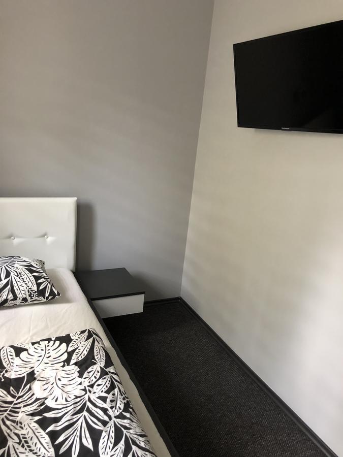 Tardosi Vendeghaz Hotel Miskolc Ngoại thất bức ảnh