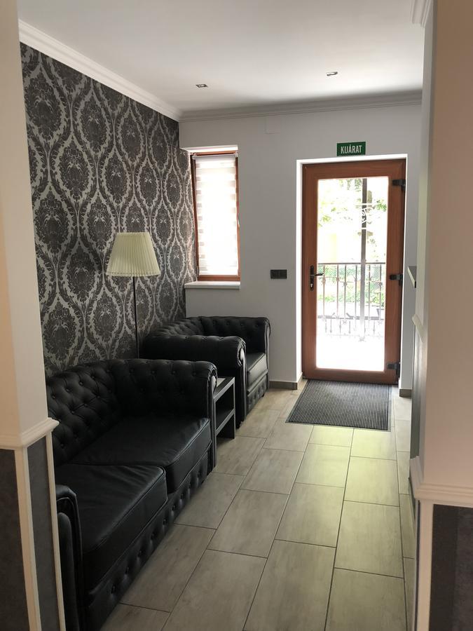 Tardosi Vendeghaz Hotel Miskolc Ngoại thất bức ảnh