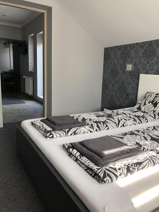 Tardosi Vendeghaz Hotel Miskolc Ngoại thất bức ảnh
