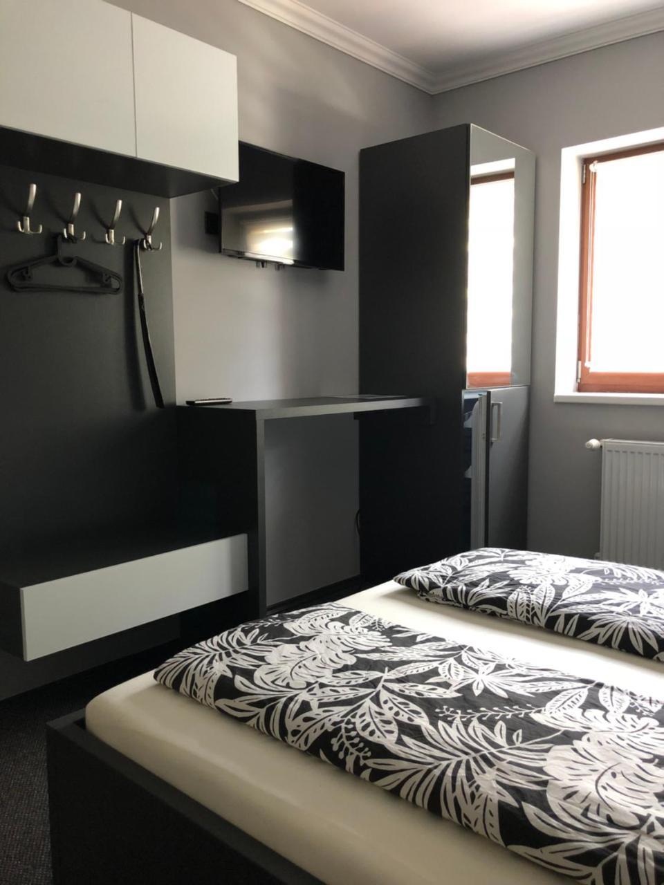 Tardosi Vendeghaz Hotel Miskolc Ngoại thất bức ảnh